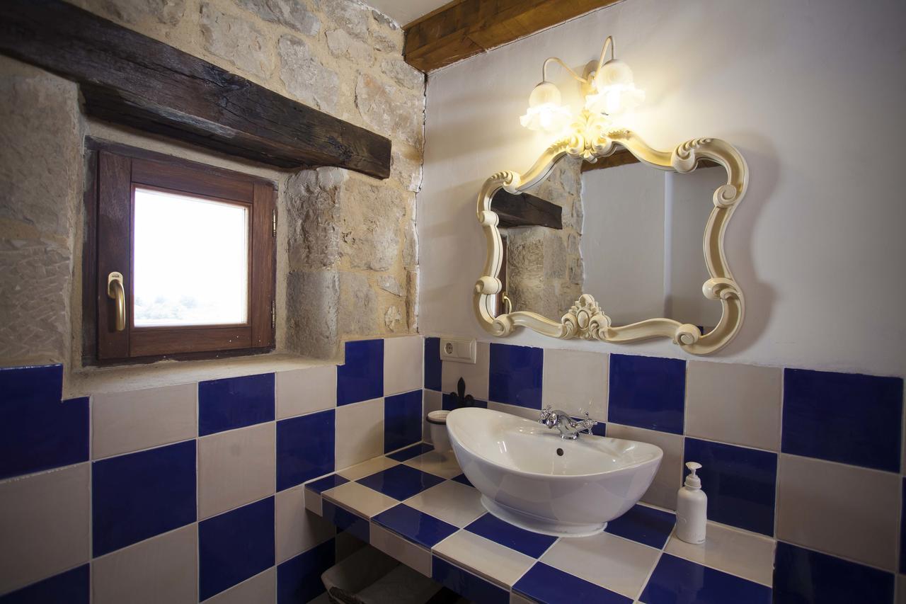 Hotel Rural La Torre De Bisjueces Eksteriør billede