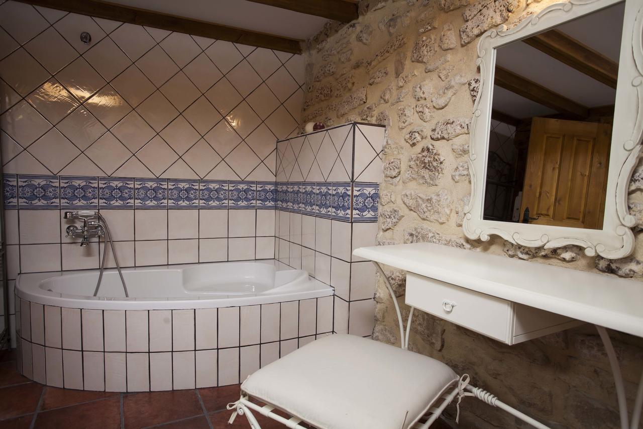 Hotel Rural La Torre De Bisjueces Eksteriør billede