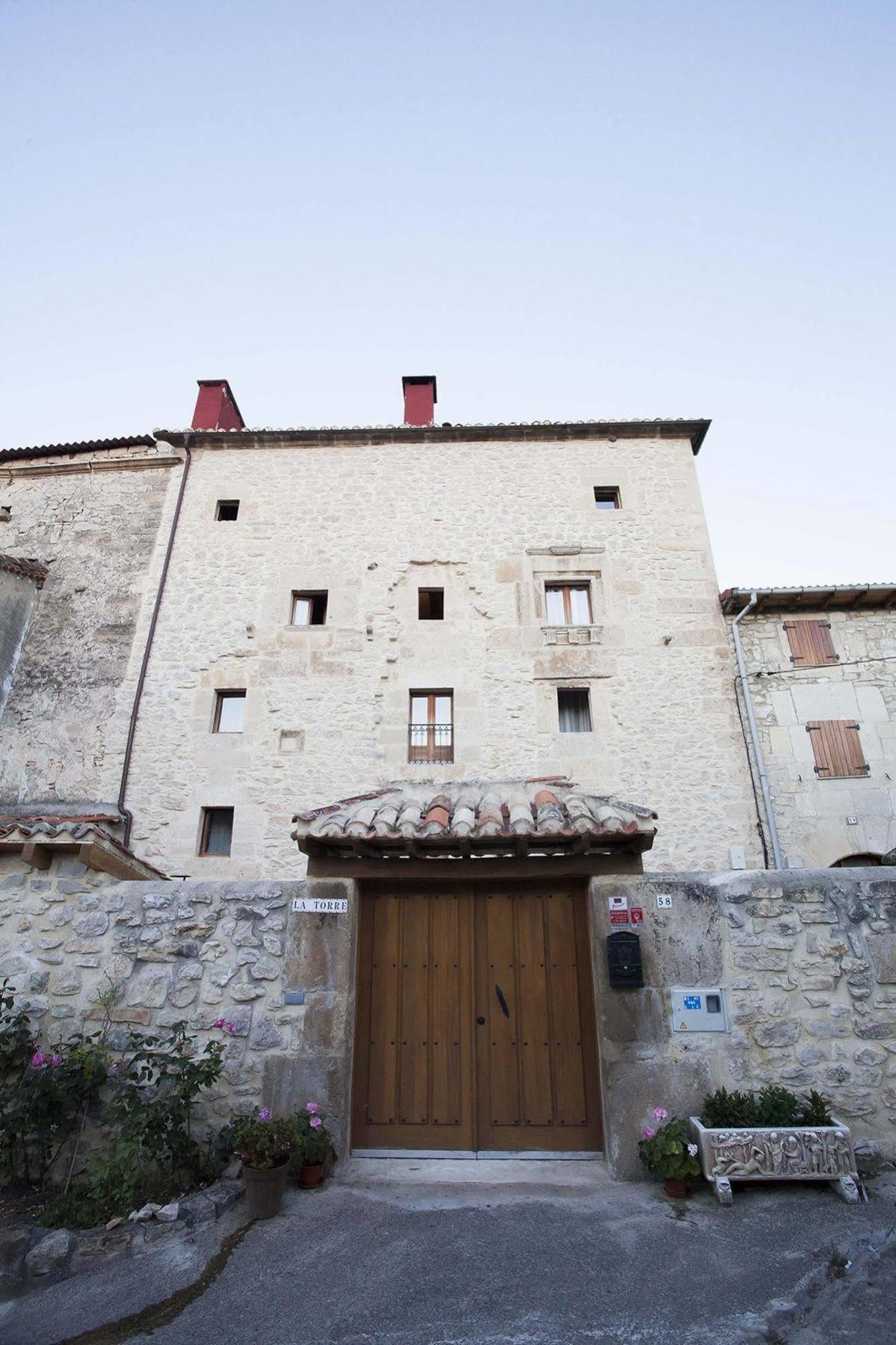 Hotel Rural La Torre De Bisjueces Eksteriør billede