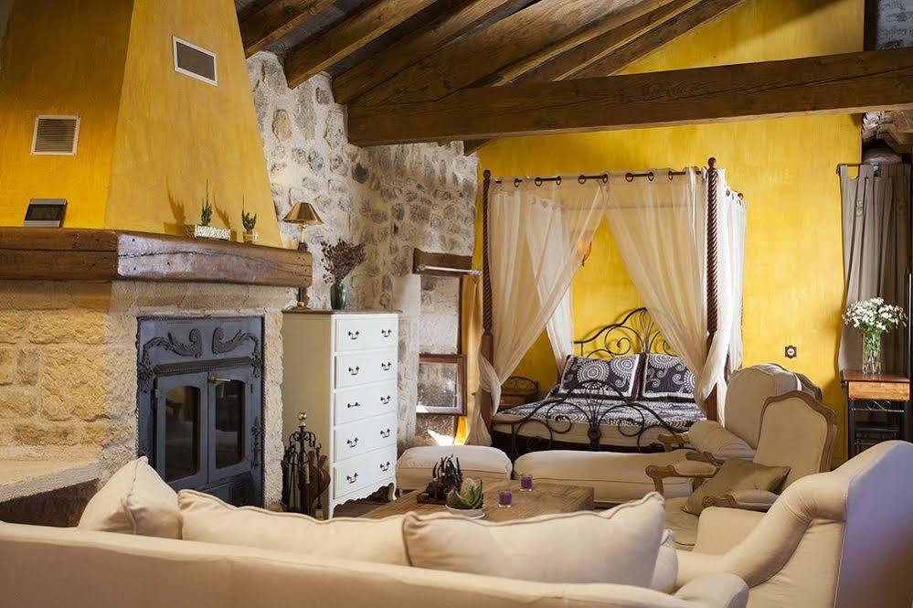Hotel Rural La Torre De Bisjueces Eksteriør billede