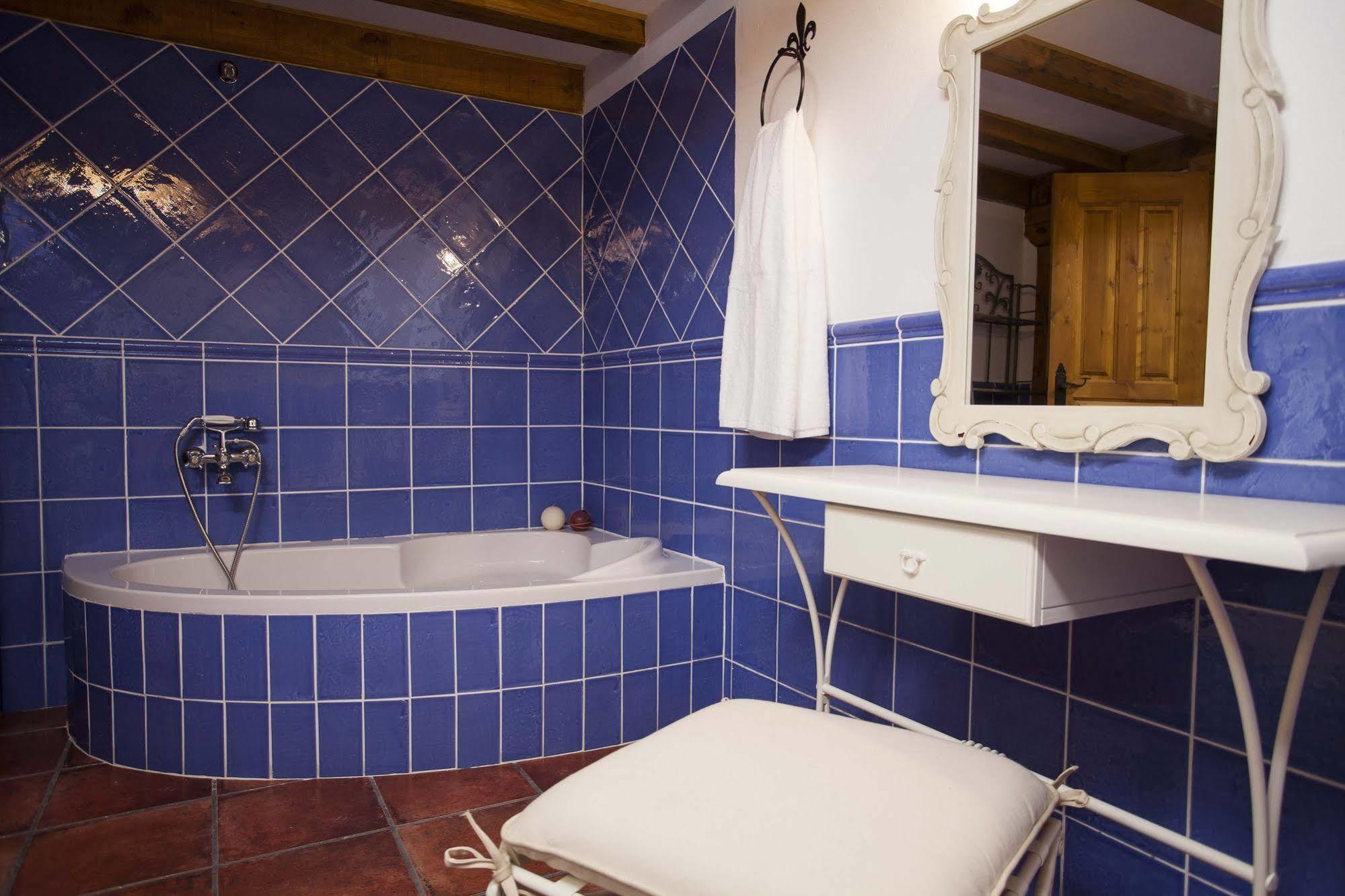 Hotel Rural La Torre De Bisjueces Eksteriør billede